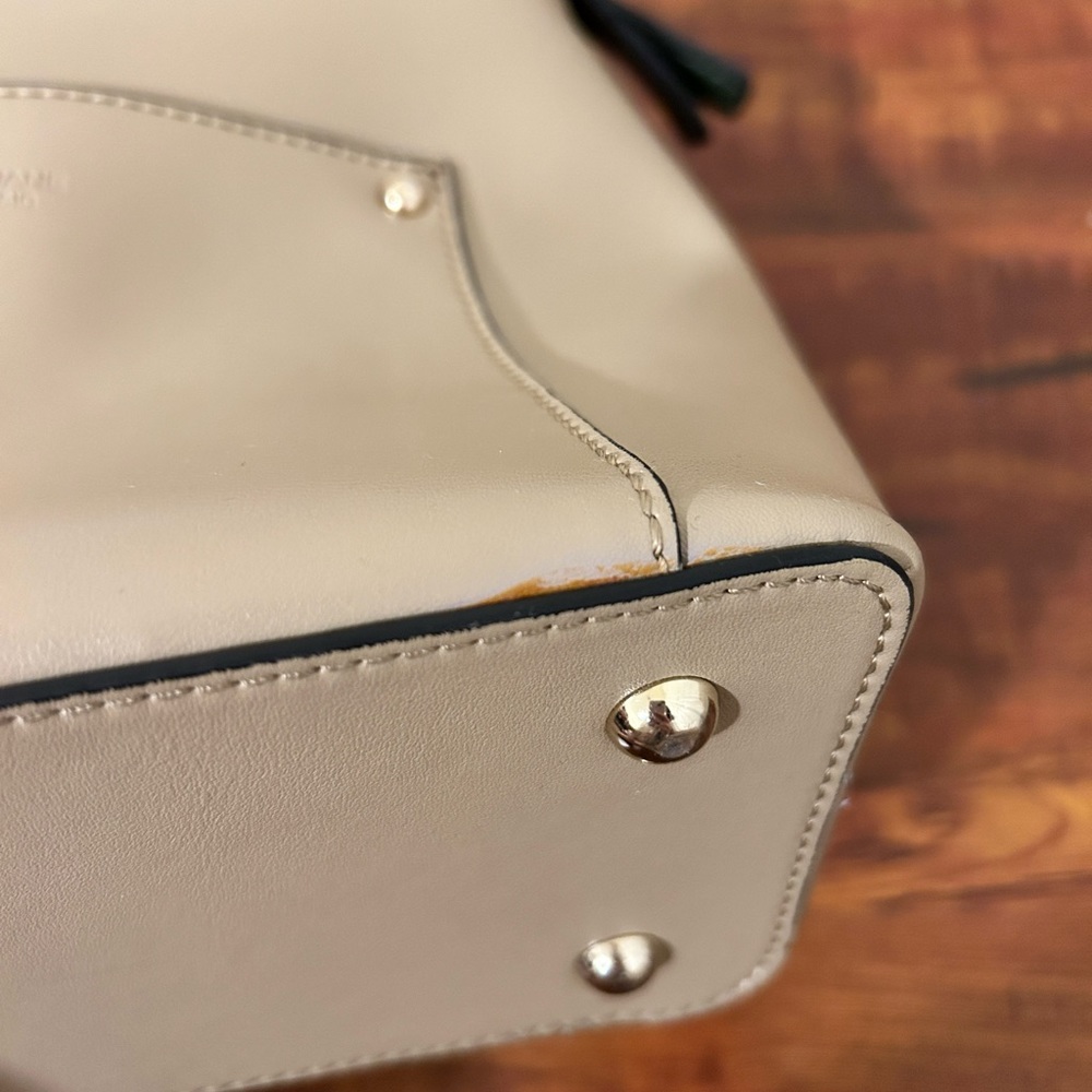 Small leather backpack - Picture 4 of 7